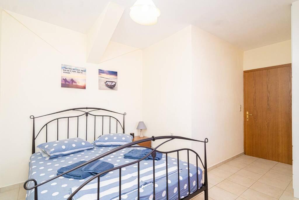 Ferienwohnung Finas Penthouse,Private Terrace,Great View,Mins From Sea Kavala Exterior foto