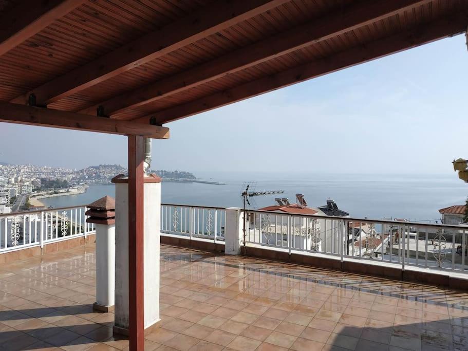 Ferienwohnung Finas Penthouse,Private Terrace,Great View,Mins From Sea Kavala Exterior foto