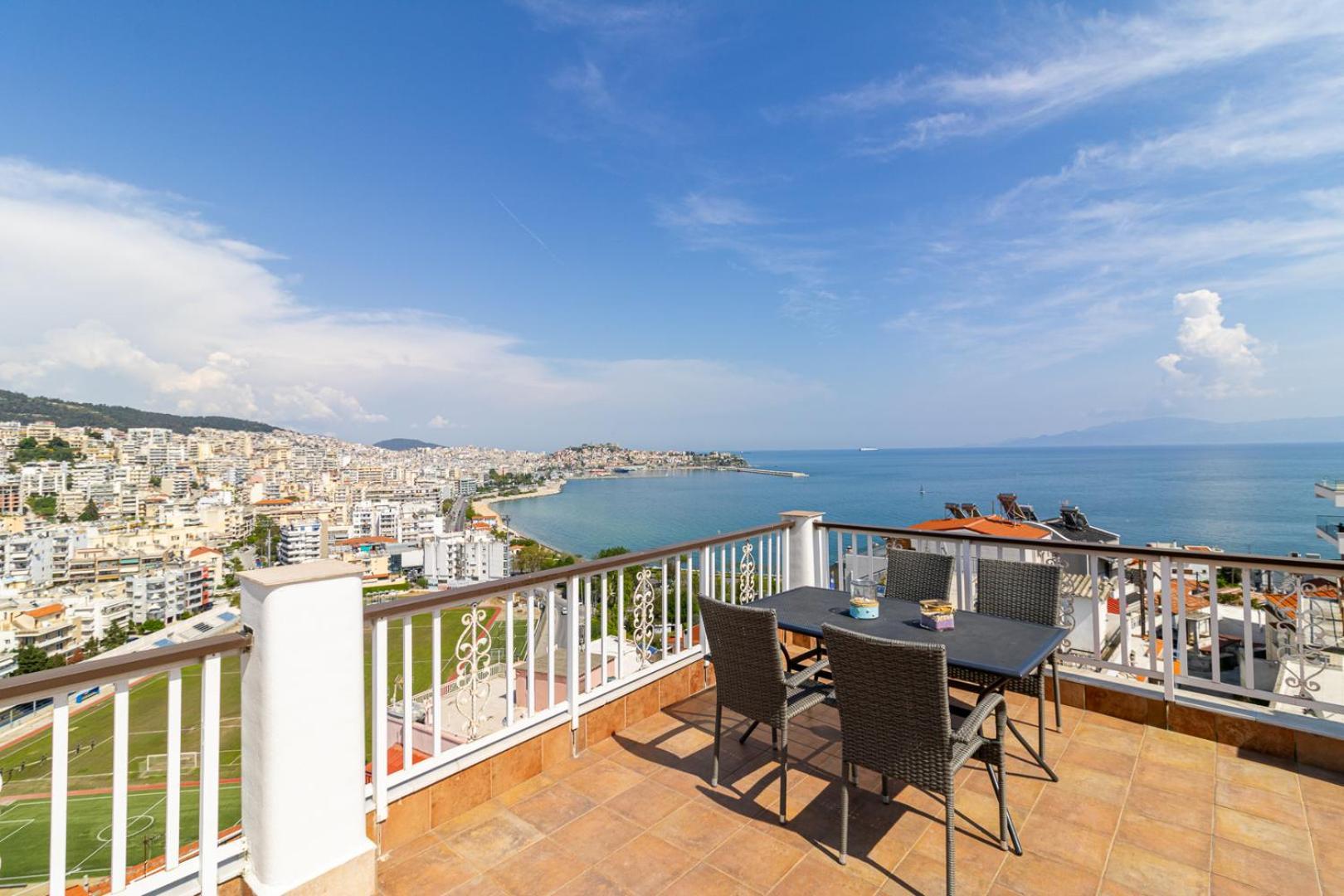 Ferienwohnung Finas Penthouse,Private Terrace,Great View,Mins From Sea Kavala Exterior foto